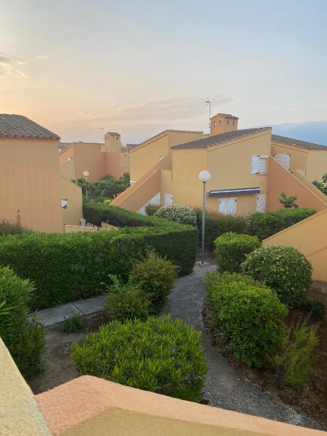 Joli Appartement Mezzanine Avec Parking La Roquille Agde Exterior foto
